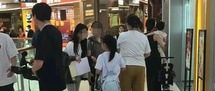 采访?!滨州各大商场频繁现身