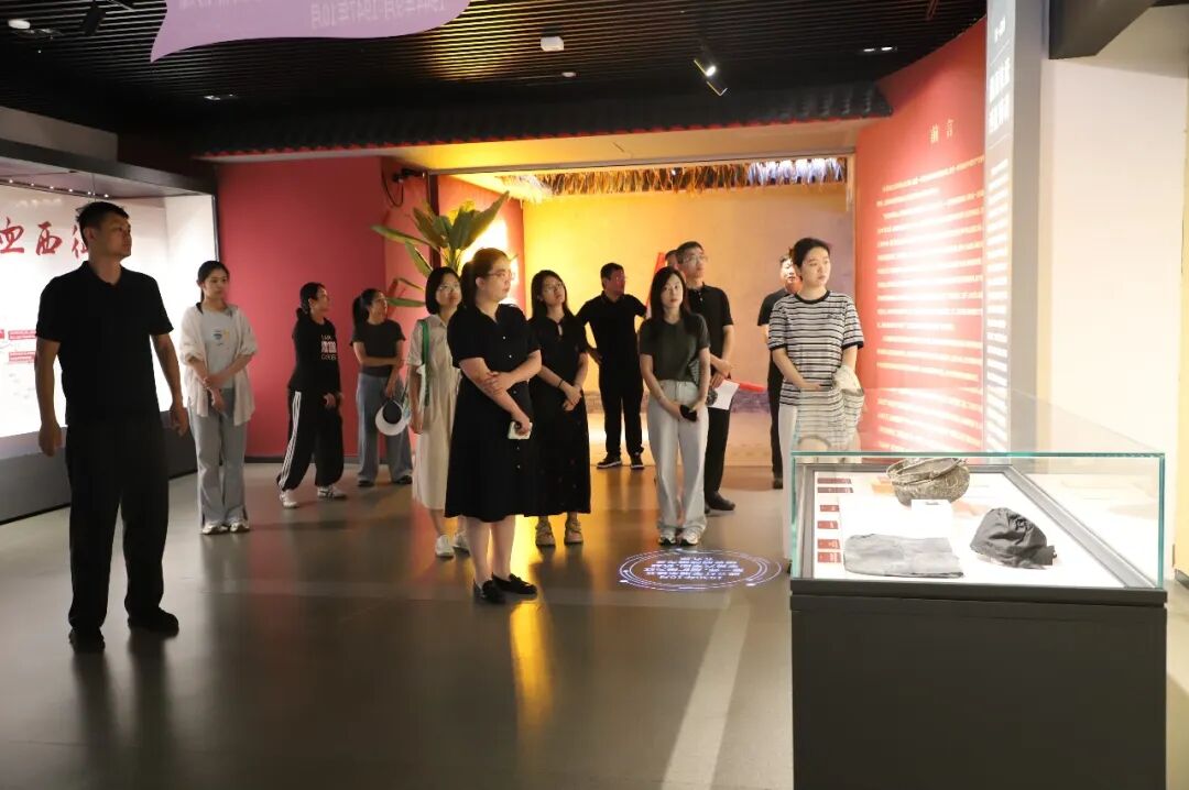 滨州市生态环境局青年研习社双展研学汲取奋进力量 - 图片 2