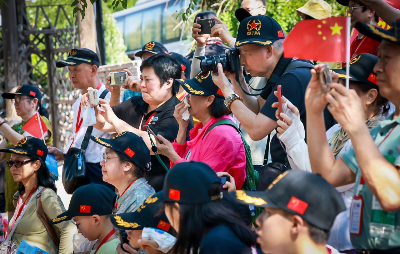 八十年山海相望!徒骇河畔 一场跨越两代人的红色重逢——东江纵队后人千里奔赴滨州三河湖寻根 - 图片 10